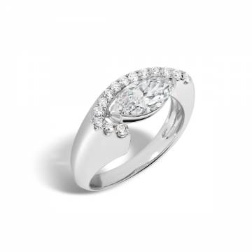 Marquisa Diamond Ring